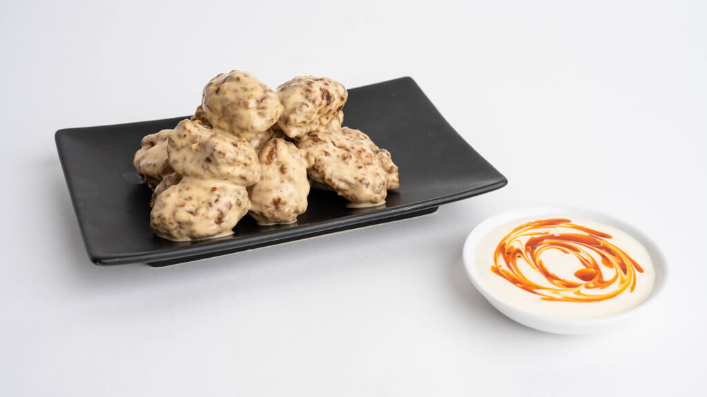 Spicy Calabrian Queso Wings